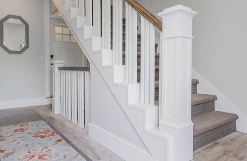 Belmar Park Apartment | Cozy Craftsman 10 Minutes from Denver