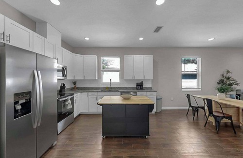 East Tampa House | Cozy Downtown Tampa Retreat