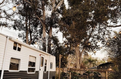 Lutz RV Rental | Cozy Glamping Retreat Sleeps 4 Family Fun or Romantic Getaway