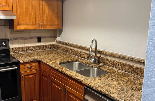 Pine Hills House | Cozy Haven w/Premier Privacy (4bedrm)