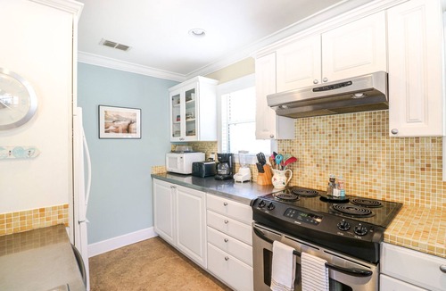 Vilano Beach House | Cozy Home in Vilano Beach.