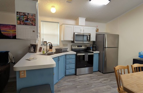 Estero House | Cozy Home! Right in the heart for Estero. Restaurants, shopping, and beaches!