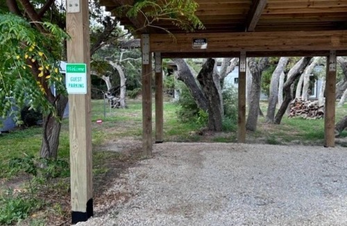 Rockport Cottage | Cozy Modern Cottage with Oak Tree Views near the Pier in Rockport, Texas