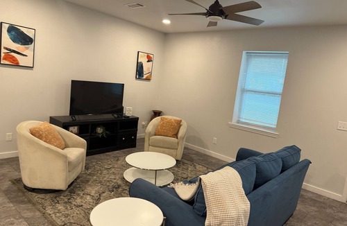 Northwest Pensacola House | Cozy modern house near interstate, amusement parks, hospital, 20 min from beach