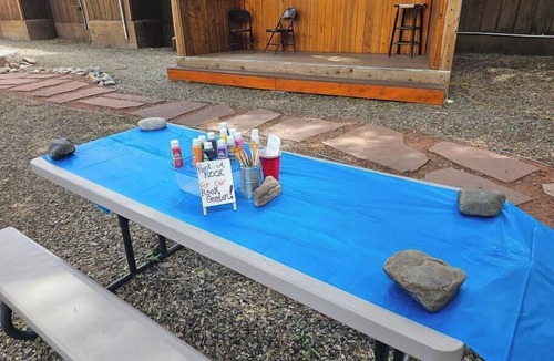 Howard Cabin | Cozy River Cabin with Arkansas River View