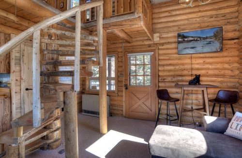 Rio Vista Estates House | Cozy Riverfront Cabin | 1,000 feet Rio Grande River Access | Ski Wolf Creek
