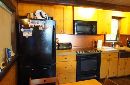 Clewiston Cabin | Cozy rustic cabin in the Heartland of Florida!