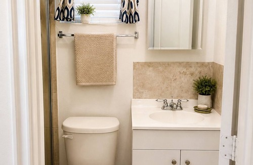 West San Antonio House | Cozy Studio Near Lackland AFB/Seaworld