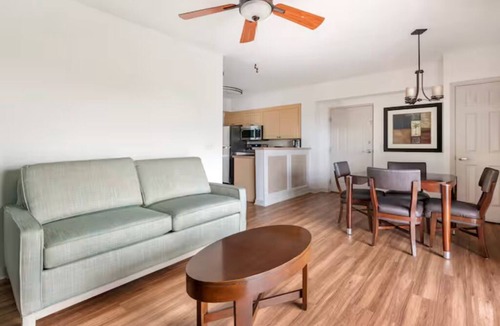 West Kissimmee Hotel | Create Unforgettable Memories in Your Next Favorite Getaway! Outdoor Pool!
