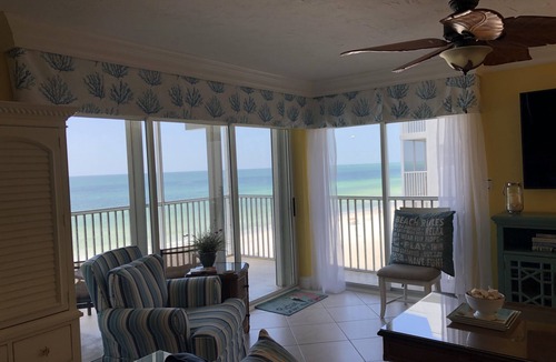 Siesta Key Condo | Crescent Arms Luxurious Gulf front Siesta Key Condo 604S