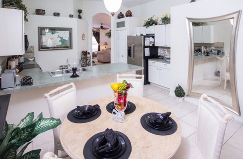 Seasons House | Cristine's Seasons Vacation Home