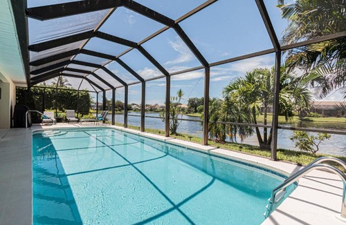Crown Pointe House | Crown Pointe- Harrogate Ct.