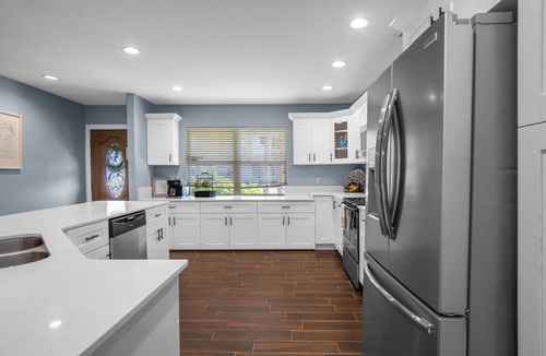 Indian Waters House | Crystal River waterfront oasis w/floating dock 3BR/3BA house, large heated pool