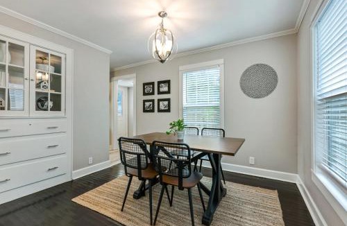 Waco Ski Chalet | Cute Barnette only 5mins-Silos, 7mins-Baylor