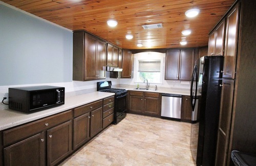 Port Mansfield House | Cute & Cozy! Close to ramps, stores & more!