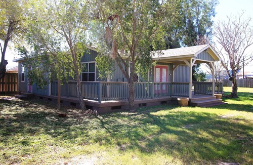 Port Mansfield House | Cute & Cozy! Close to ramps, stores & more!
