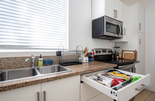 West Little River House | Cute little home with free parking - La Haciendita