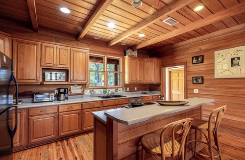 Valona House | Cypress Marsh Cabin- Private Dock- 1mi to Wildlife Refuge