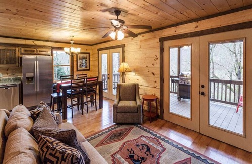 Ellijay Cabin | Dancing Waters by Mountain Oasis | Riverfront Cabin in Ellijay