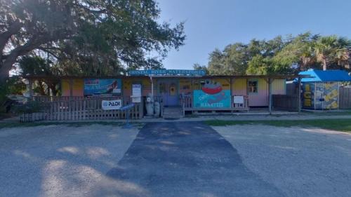 Crystal River Hotel | Days Inn by Wyndham Crystal River