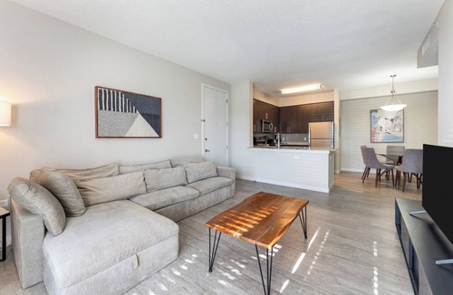 Daytona Beach Apartment | Daytona 2BR | Pool + Free Parking, Pets