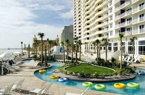 Brush - Stewarts Apartment | Daytona Ocean Walk Wyndham 1 bedroom Deluxe sleeps 4 Kitchen Balcony Ocean View