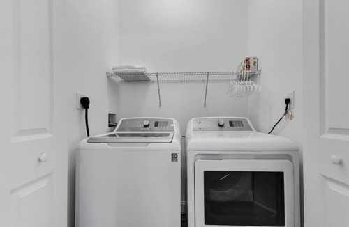 Seybold Condo | °Magical bright Apt 5min walking Design District°