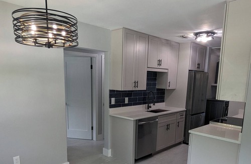 College Park Apartment | Delightful extended stay 2-bedroom apartment with EV Charging in Orlando
