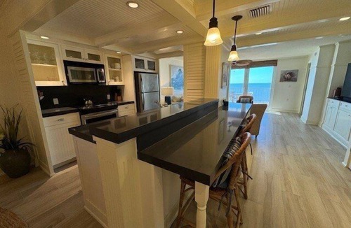 Park Shore Condo | Delightful Gulf views from the 11th floor!-WS1102