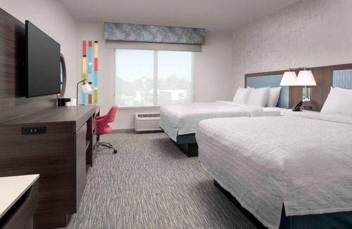 Pineapple Grove Arts District Hotel | Delray Beach Comfort – 4 Spacious Units w/Free Breakfast and Parking