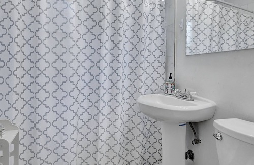 Delray Beach Cottage | Delray Beach Cottage Close to Beach & Downtown!