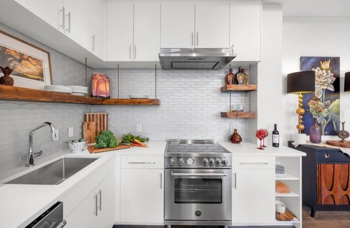 Downtown Condo | DeLuna Vista the Brent Lofts