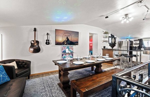 Sunnyside House | Denver Group Compound: Sleeps 30! Game Rooms, Hot Tub, Private Chef + ShuttleVan