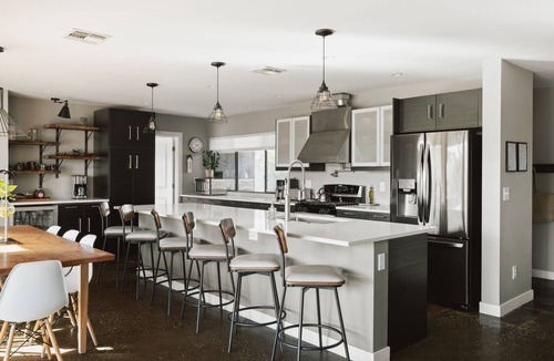 North Mountain House | Desert Sky Ranch: Heated Pool, Mountain Views, Ping-pong, Fire Pit
