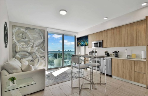 Northeast Miami Condo | Design District Studio · City View · Free Parking