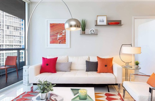 Downtown Miami Apartment | Designer Brickell Suite | Walk to City Centre