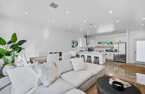 Wilton Manors House | Designer Pool Oasis Walk to Wilton Drive