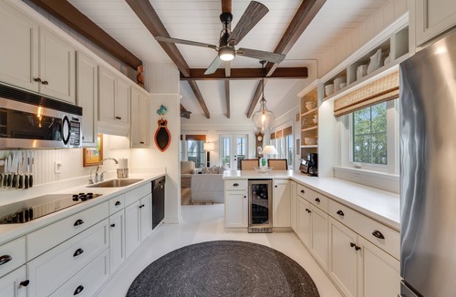 Panacea House | Desirable St Teresa Beach - Beautiful “Old Florida" Home - Fishing dock!