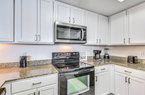Indian Bayou Condo | Destin Resort Condo w/Pool + Beach Shuttle!