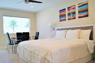 Hollywood Hotel | Diane Oceanfront Suites