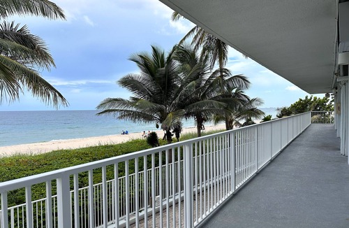 Lauderdale-by-the-Sea Apartment | Direct Oceanfront Studio in Lauderdale by the Sea