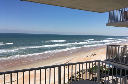 Seawinds Condo Condo | Direct Oceanfront Condo w/Free WiFi on No-Drive Beach