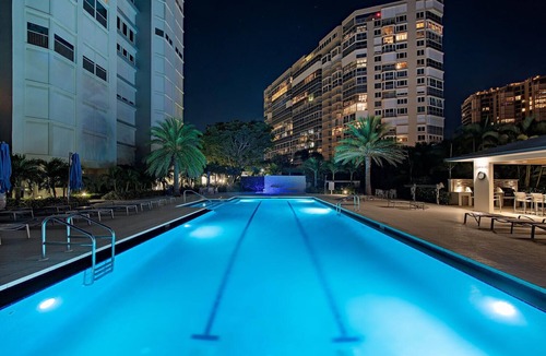 Park Shore Condo | Direct oceanfront condo with gorgeous views, pool and beach