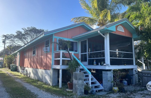Goodland Apartment | Direct panoramic waterfront views