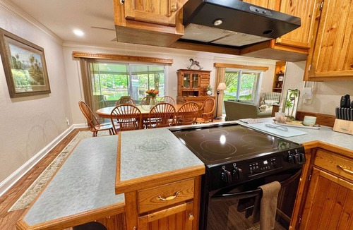 Dunnellon House | Direct Rainbow Springs River Paradise near Swampys! Spacious Family Friendly 3/2