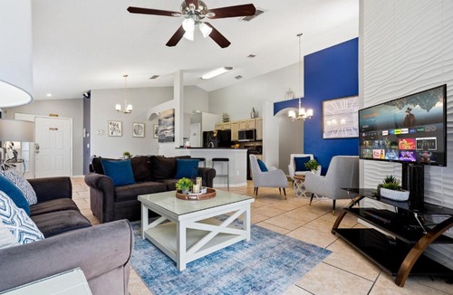 Seasons Villa | Disney Area Villa South-Facing Pool and Spa Game Room