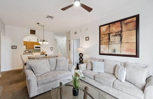 Windsor Hills Condo | Disney Wonder-Beautiful 2 bed Windsor Hills condo, just 1.5 miles from WDW!