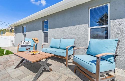 Diplomat House | Dive into Forever Summer Bliss - Forever Summer - Roelens