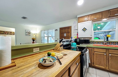 Dunnellon House | Dock & Kayaks: Riverfront Dunnellon Home!