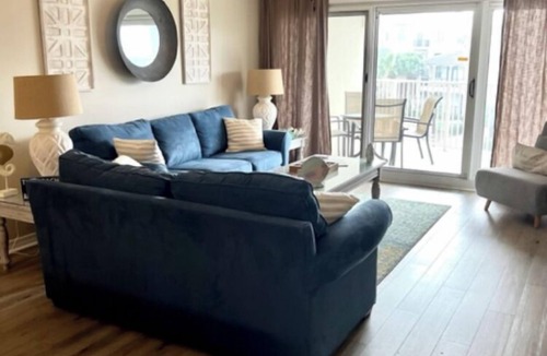 Miramar Beach Condo | Dog-friendly, 2 bed/2ba with beach service for 4, Miramar Beach, FL by Destin
